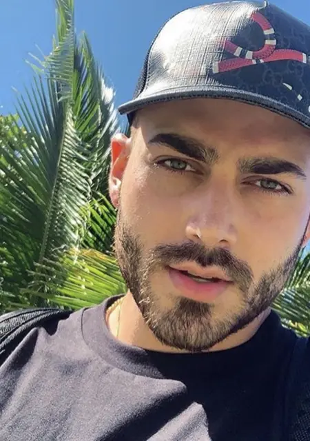 Дэн з Харкова, мені 27 років, познайомлюсь без зобов'язань