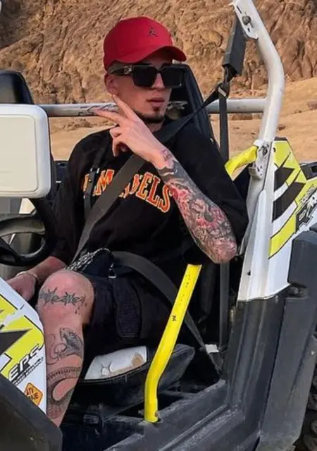 Natik з Києва, мені 25 років, познайомлюсь без зобов'язань