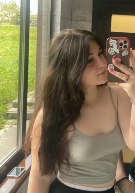 Я Соня, 29, из Киева, ищу знакомство для приятного времяпровождения