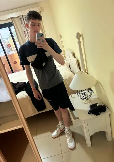 Ben from Nottingham, 24 years old, ready to meet for no strings attached