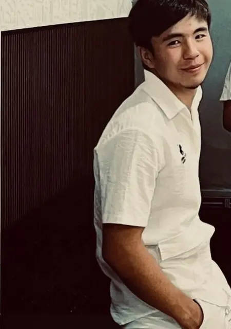 Rahat из Алматы, мне 19, познакомлюсь на одну ночь