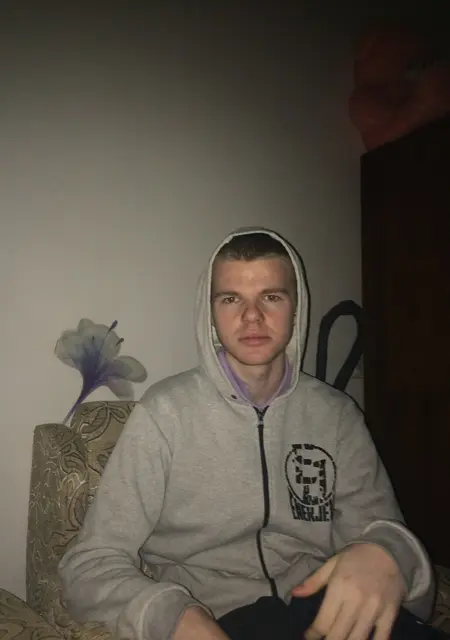 Я Denis, 20, знакомлюсь без обязательств в Черновцах