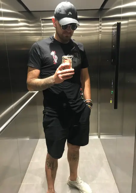 Я Игорь, 30, из Гданьска, ищу знакомства на одну ночь