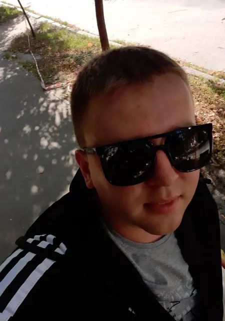 Я Віктор, 30, из Прилук, ищу знакомства без обязательств