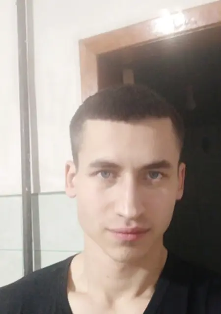 Я Дмитрий, 29 років, знайомлюсь без зобов'язань у Луганську