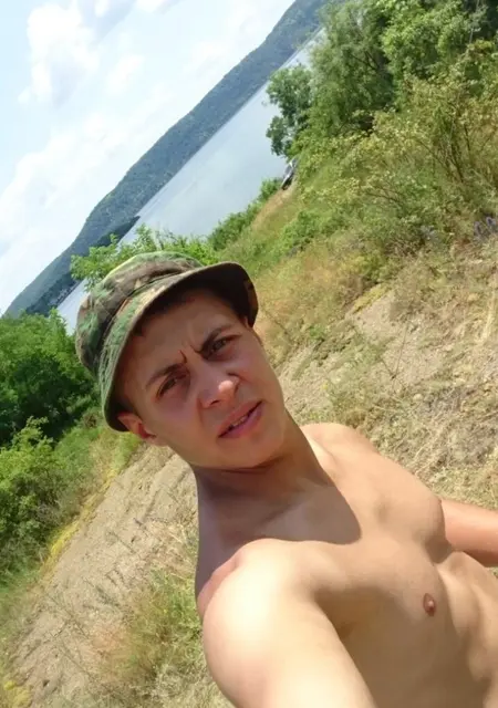 Я Саша, 34, из Хмельницкого, ищу знакомство для вирта