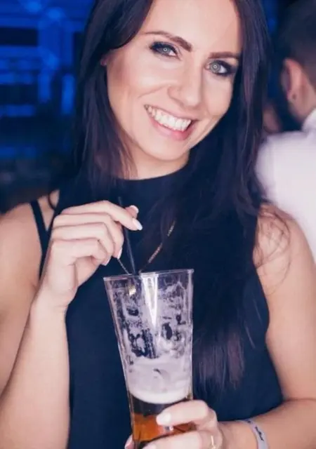 Karolina из Варшавы, мне 35, познакомлюсь