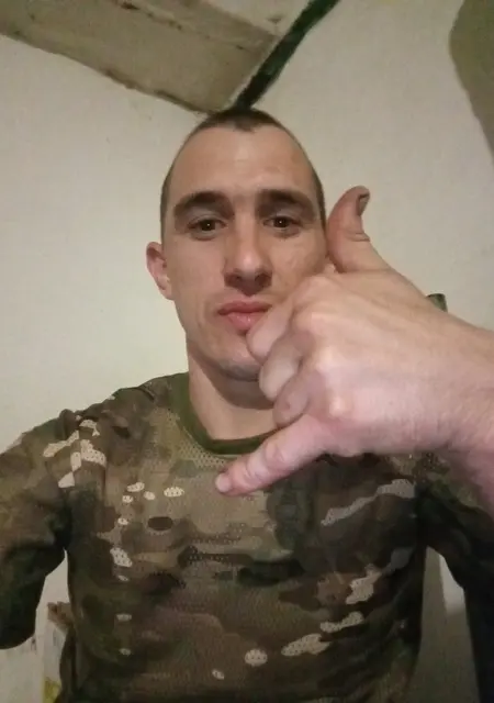 Я Владимир, 32 років з Новопскова, шукаю знайомства на одну ніч