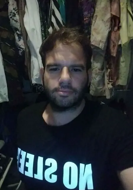 Rubenk из Мадрида, мне 38, познакомлюсь