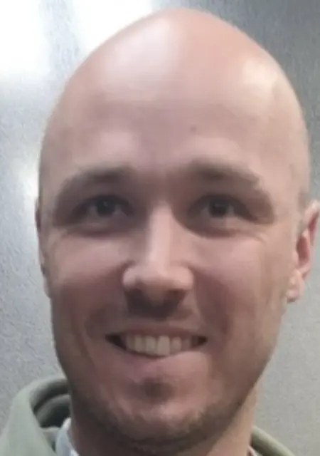 Ярослав из Каира, мне 20, познакомлюсь