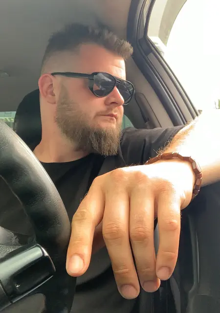 Ivan з Броварів, мені 30 років, познайомлюсь без зобов'язань