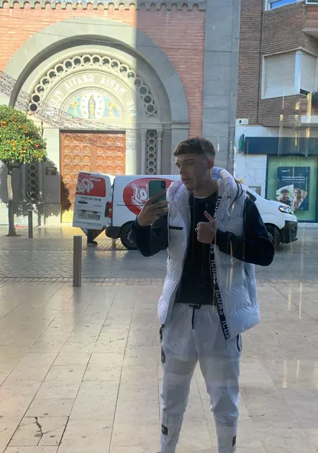 Manuel de Córdoba, tengo 19 años, listo para conocer para relación sin ataduras