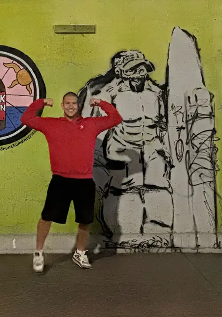 Николай из Тихуана, ищу на сайте знакомства на одну ночь