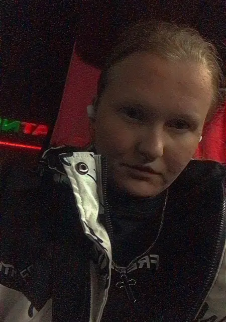 Маргарита з Донецька, мені 20 років, познайомлюсь для спілкування