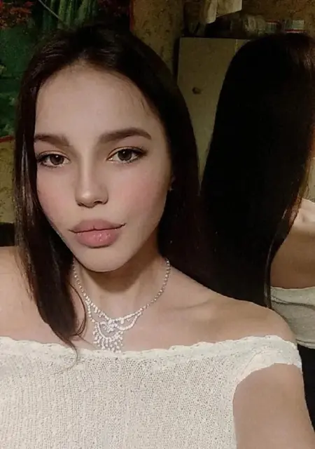 Yana з Дніпра, мені 21 років, познайомлюсь для приємного проведення часу