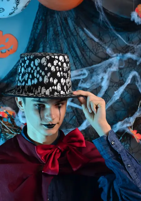 Я Александр, 20 років, знайомлюсь без зобов'язань у Миколаєві