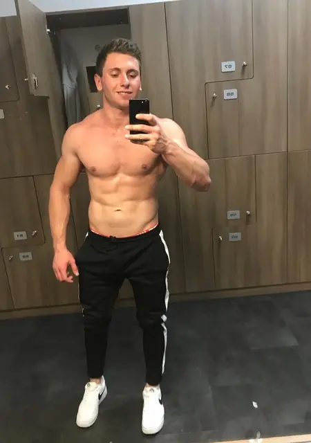 Я Vitalii, 30 років з Коломия, шукаю знайомство для вірт