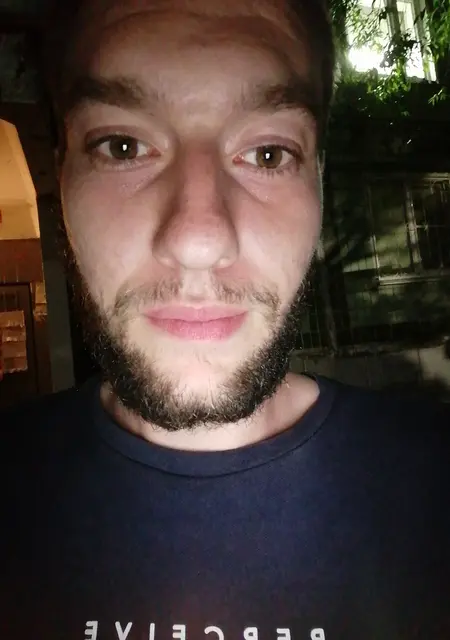 Я Влад, 29 років з Антрацита, шукаю знайомство для спілкування