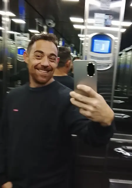 Soy Placido, 39 años de Avilés, busco conocer gente para lío de una noche