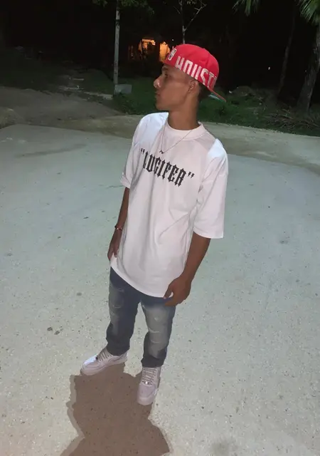 Я Alberto, 21, из Санто-доминго Эста, ищу знакомство для общения