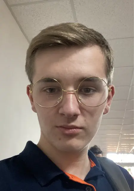 Василь з Трускавець, мені 19 років, познайомлюсь для дружби