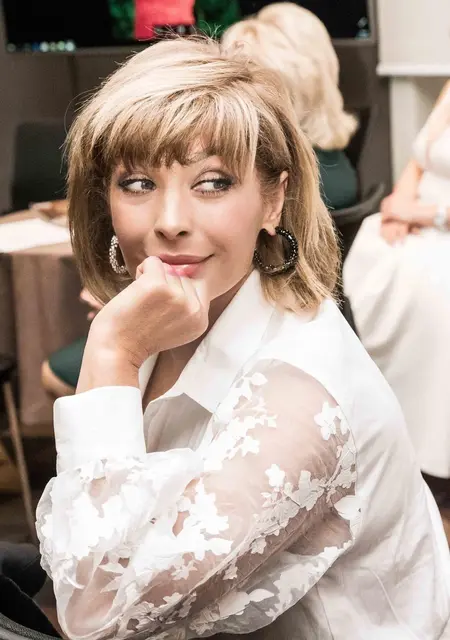 Я Rita, 55, из Львова, ищу знакомство для приятного времяпровождения