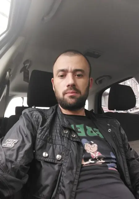 Я Андрей, 41, знакомлюсь без обязательств в Донецке