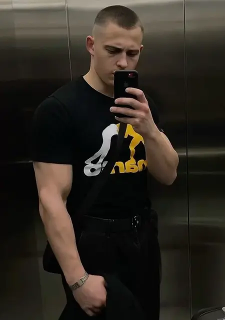 Дима из Горишних Плавней, мне 25, познакомлюсь для вирта