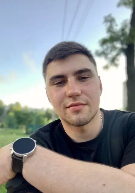 Я Евгений, 25, знакомлюсь на одну ночь в Харькове