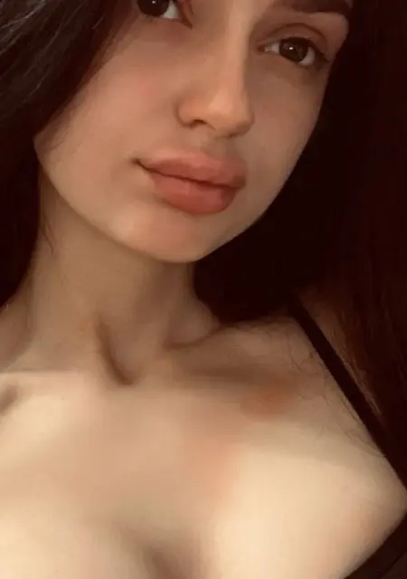 Виктория з Маріуполя, шукаю на сайті знайомства без зобов'язань