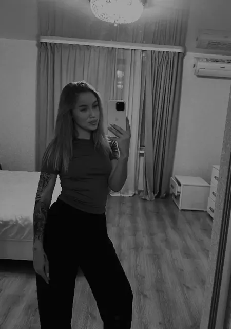 Mari з Києва, мені 19 років, познайомлюсь для вірт