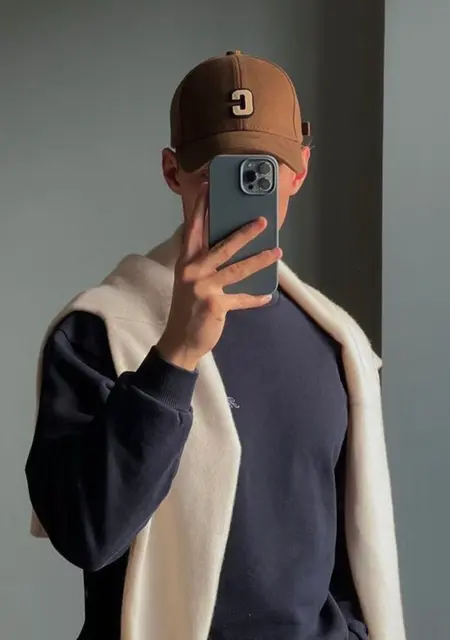 Максим из Черновцов, мне 20, познакомлюсь для постоянных отношений