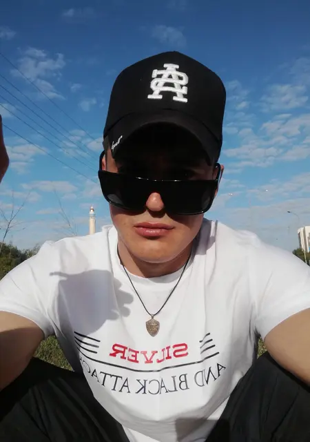 Я Владислав, 34, знакомлюсь без обязательств в Астане