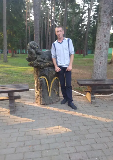 Сергей из Мозыря, мне 39, познакомлюсь на одну ночь