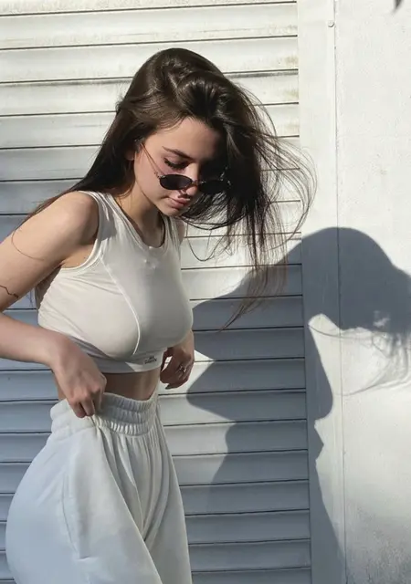 Я Анна, 31, из Мариуполя, ищу знакомства без обязательств