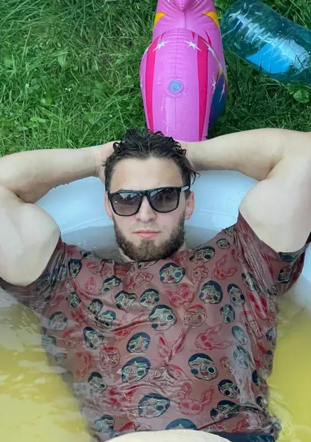 Мирослав из Ужгорода, мне 26, познакомлюсь на одну ночь