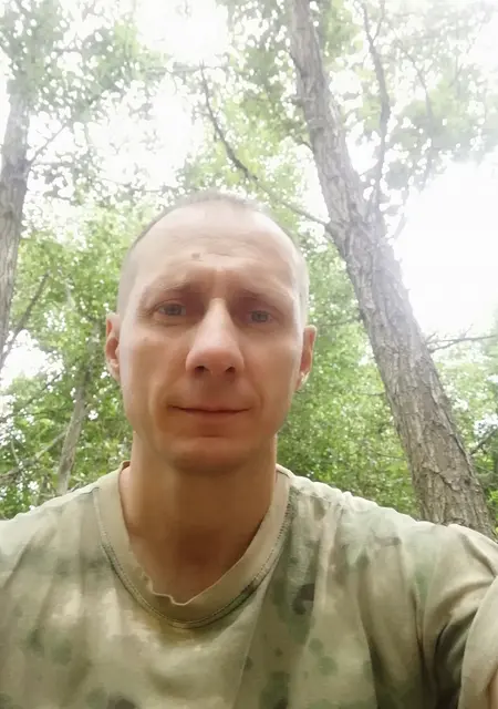 Денис из Новопскова, ищу на сайте знакомства на одну ночь