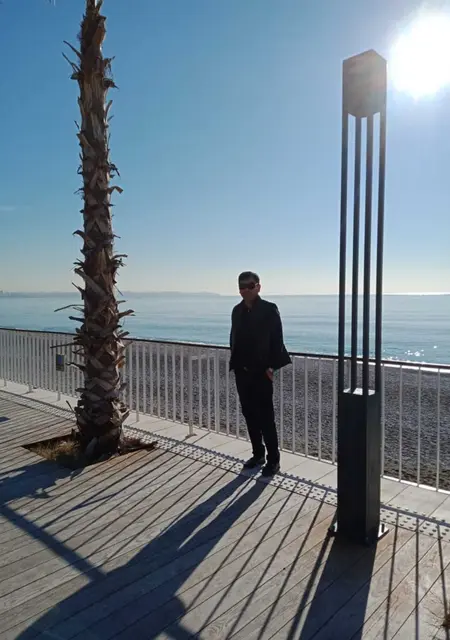 Я Рустам, 43, из Алматы, ищу знакомства без обязательств