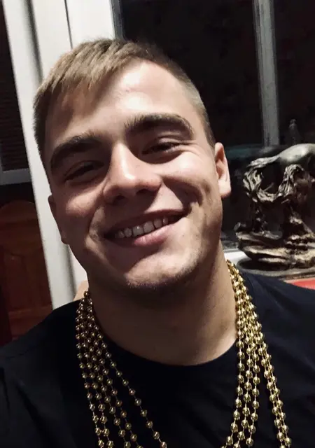 Игорь з Маріуполя, шукаю на сайті постійні стосунки