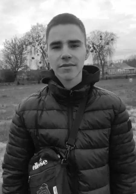 Максим з Дніпра, шукаю на сайті вірт