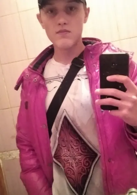 Никита Вакулюк з Макіївки, шукаю на сайті знайомства на одну ніч