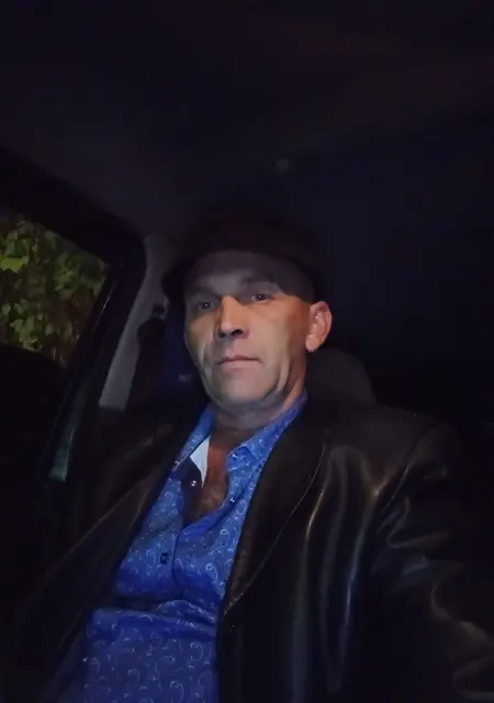 Я Руслан, 48 років, знайомлюсь для приємного проведення часу у Нікополі