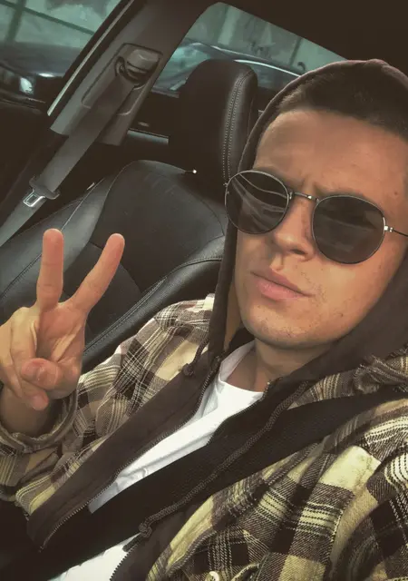 Vitalik из Луцка, мне 35, познакомлюсь для приятного времяпровождения