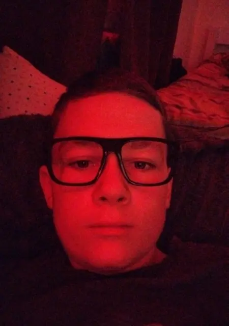 Geometry Dash з Косів, шукаю на сайті знайомства на одну ніч