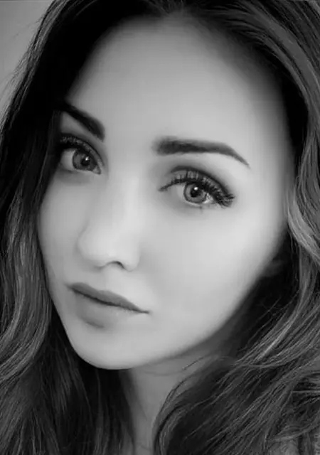 Елена з Києва, мені 29 років, познайомлюсь для постійних стосунків