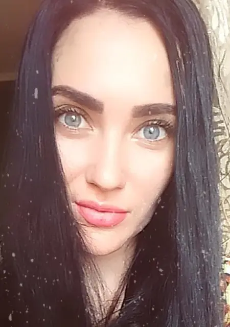 Я Алиночка, 31 років, знайомлюсь для постійних стосунків у Києві