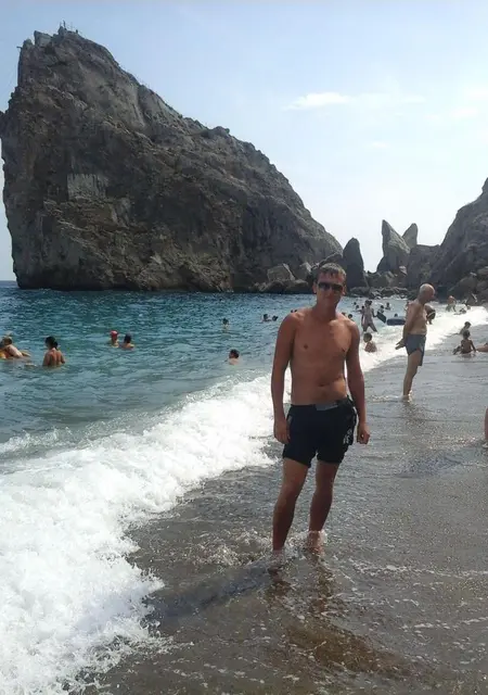 Maksim из Лисичанска, мне 36, познакомлюсь без обязательств