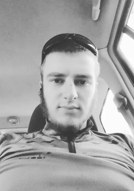 Я Юра, 24, знакомлюсь на одну ночь в Ровно