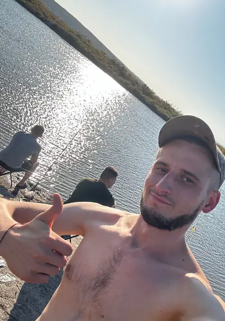 Я Oleksii, 29, знакомлюсь на одну ночь в Борове