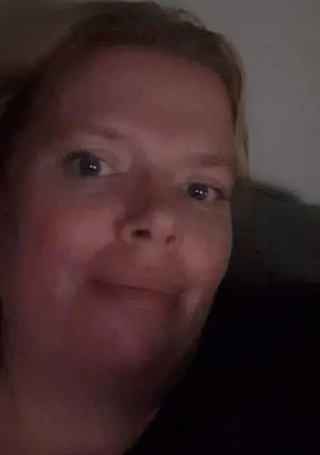 Sarah из Стокгольма, мне 40, познакомлюсь